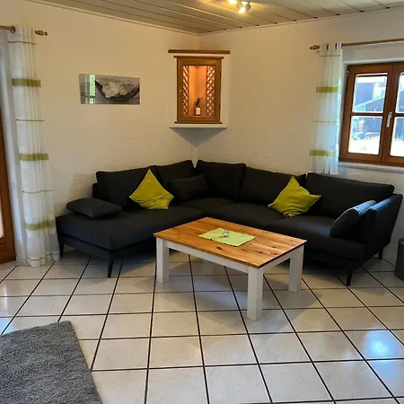 Rosa Apartment *